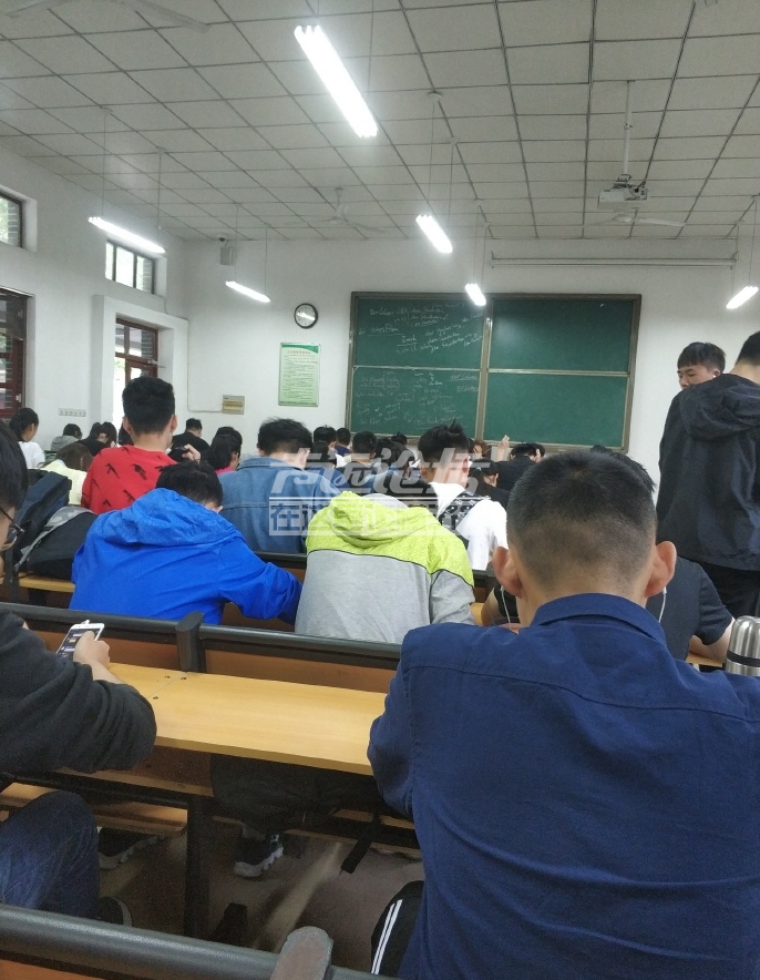 005Fu46bly1fr3krxds8dj32bs340x6s.jpg