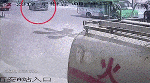 2018111619661542322019697351.gif