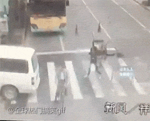 2018120719661544135654870317.gif