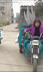 2019022619661551135533625061.gif