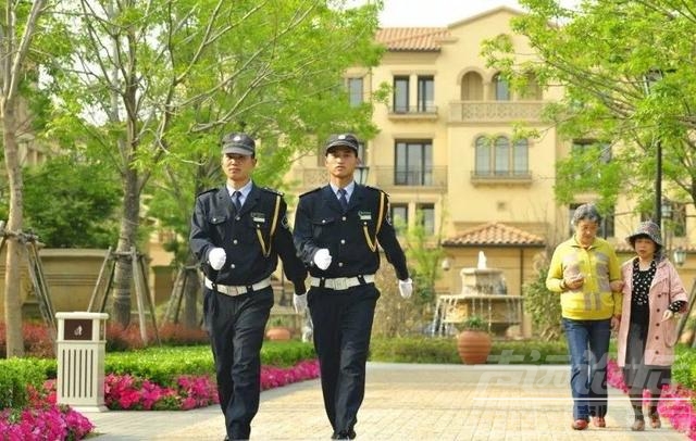 实探号称济宁最好的楼盘，和想象中真的不一样-3.jpg