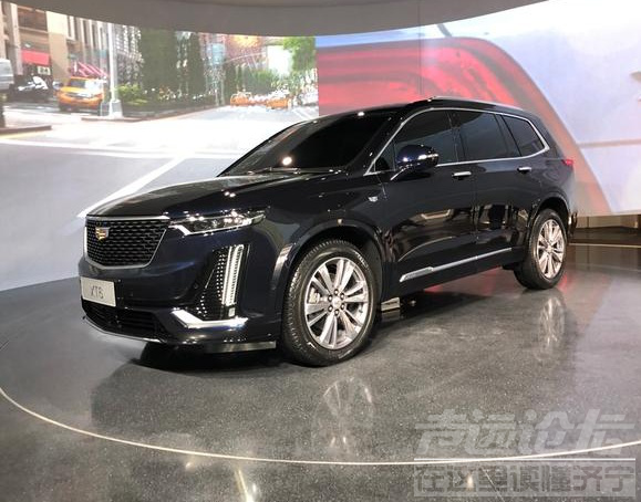 凯迪拉克SUV 凯迪拉克全新大7座SUV再次现身！车长超5米比宝马X5大 配2.0T+9AT-2.jpg