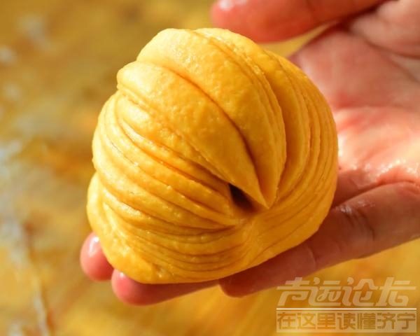 花卷怎么做才松软蓬松 用这个蔬菜做出来的花卷，蓬松柔软又好吃，小孩子们都爱吃-10.jpg