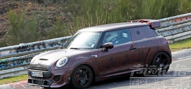 Mini新车 每日新车资讯精选｜Mini JCW GP (2020)现身德国纽北赛道：快来尝尝鲜-1.jpg