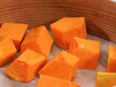 糯米粉南瓜饼的做法 孩子点名要吃这样的南瓜饼，我家隔三差五都会做，好吃又营养！-2.jpg