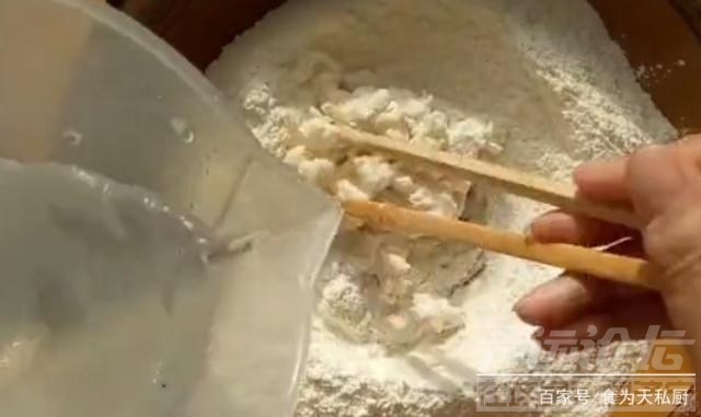 死面饼怎么做又软又香 加上它做的家常烙饼，好吃还简单，筋道十足，吃起来都是家的...-2.jpg