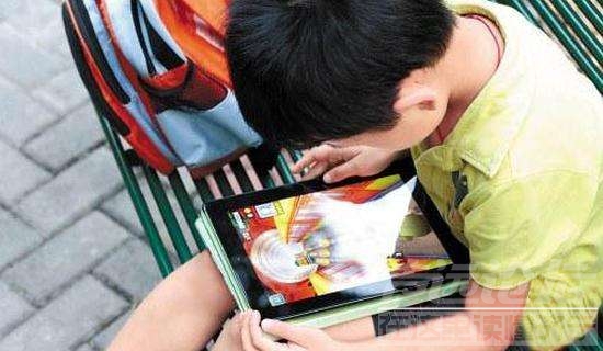 防止孩子游戏成瘾，家长应管好自己的身份证和脸-1.jpg