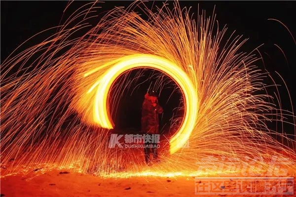 情侣3年2次裸辞旅游 爸妈气坏：看中的婚房涨150万-7.jpg