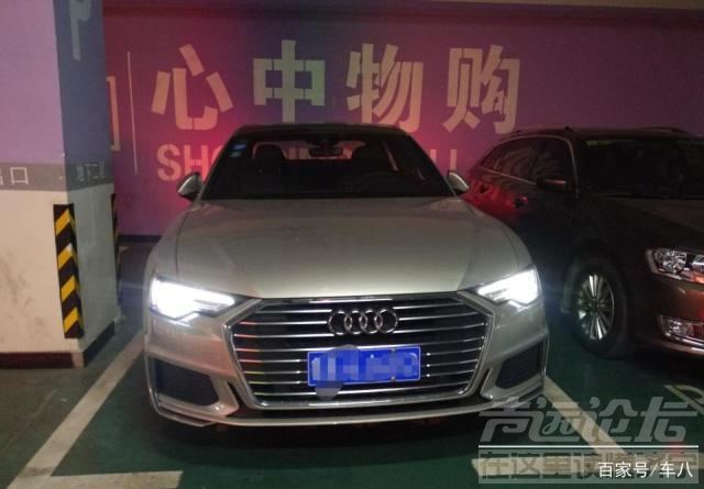 奥迪A6L提车 19款奥迪A6L提车作业：小插曲开错票了，30多万的车，开成300多万-33.jpg