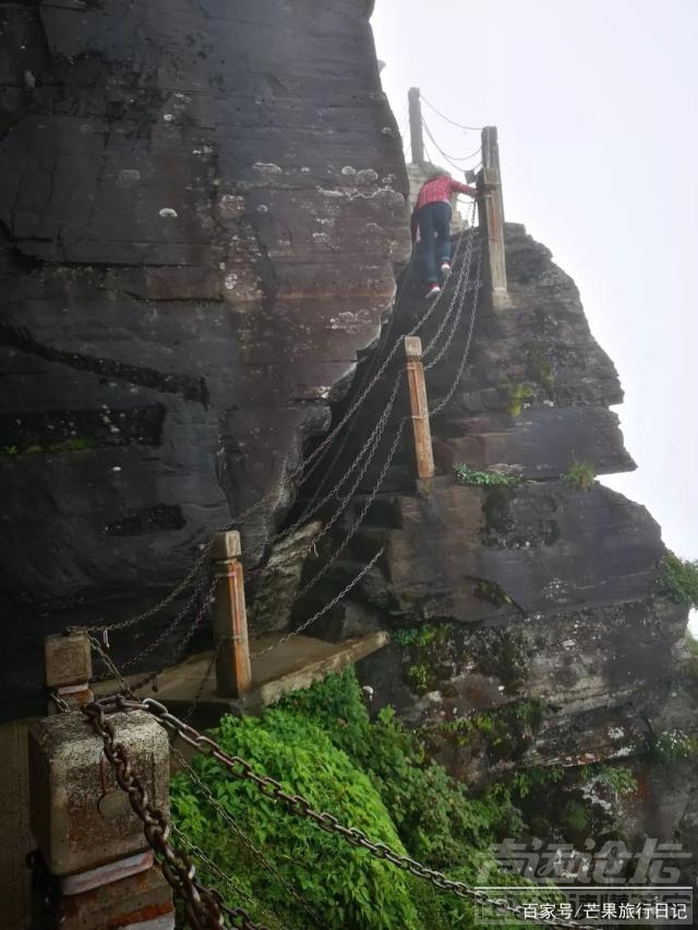 贵州梵净山 贵州游记，梵净山遇德国小伙，一个人自驾旅行中国-17.jpg