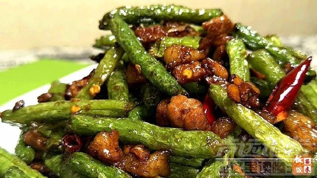 饭店干煸豆角的做法 饭店里做的干煸豆角为什么那么好吃？记住这一点，你也可以！-1.jpg