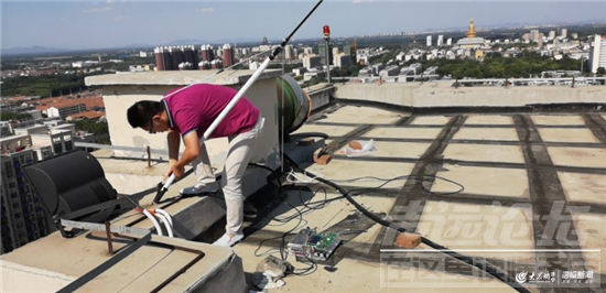 私设电台播放低俗内容 济宁端掉一“黑广播”窝点-1.png