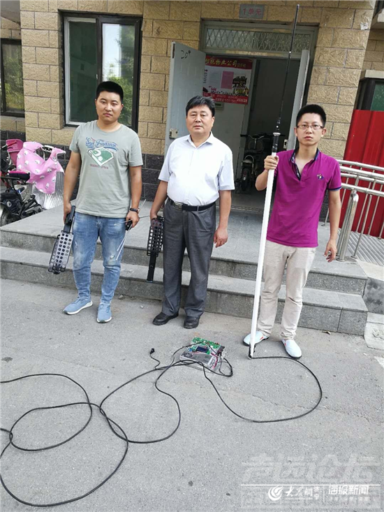 私设电台播放低俗内容 济宁端掉一“黑广播”窝点-2.png