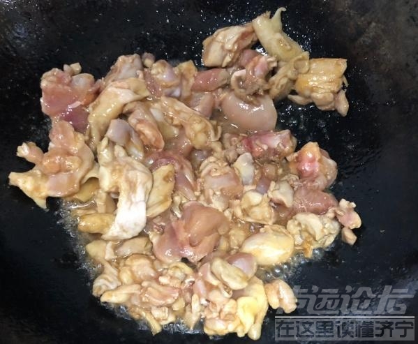 黄焖鸡米饭好吃吗 黄焖鸡米饭好吃不会做？用这个方法，出锅香喷喷，香浓美味吃不够-6.jpg