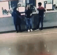 20190714_35902_1563110380427.gif