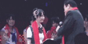 16b0abf7f98c96099266148300ce809a.gif