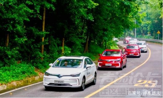 北汽新能源电动汽车 为何称霸电动轿车市场？北汽新能源EU5产品力大揭秘-1.jpg