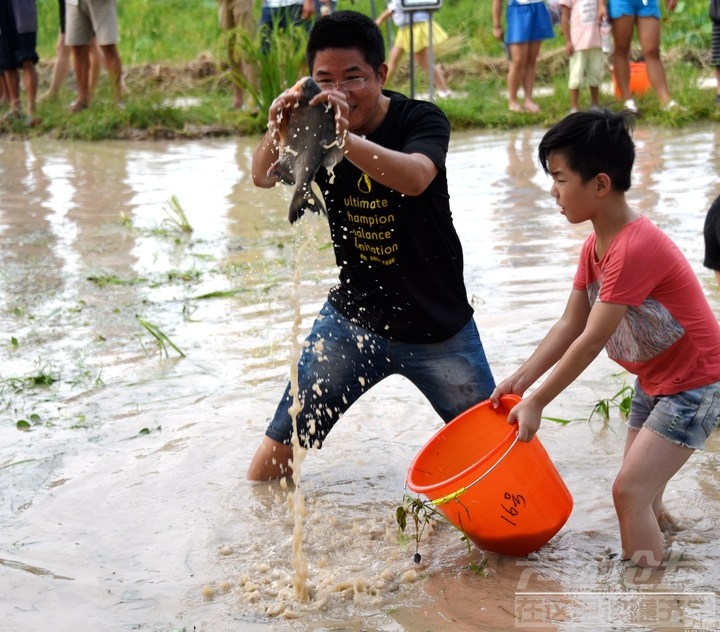 来梁山黄河湾“浑水摸鱼” 吧！ 重拾儿时那份欢乐-1.jpg