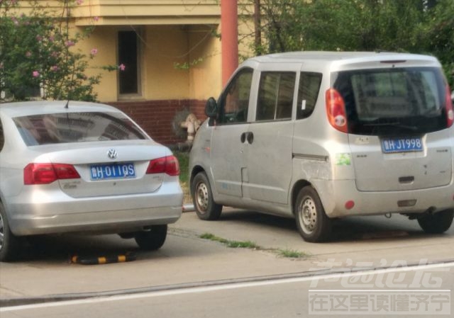 霸占车位的事情又会发生！ 光河花园小区的物业也不管-2.jpeg