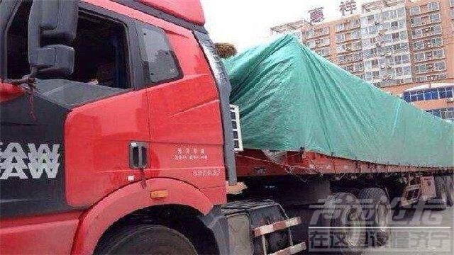 半挂卡车 为什么很多半挂卡车都会装一个家用空调？如何供电的？看完涨知识-2.jpg