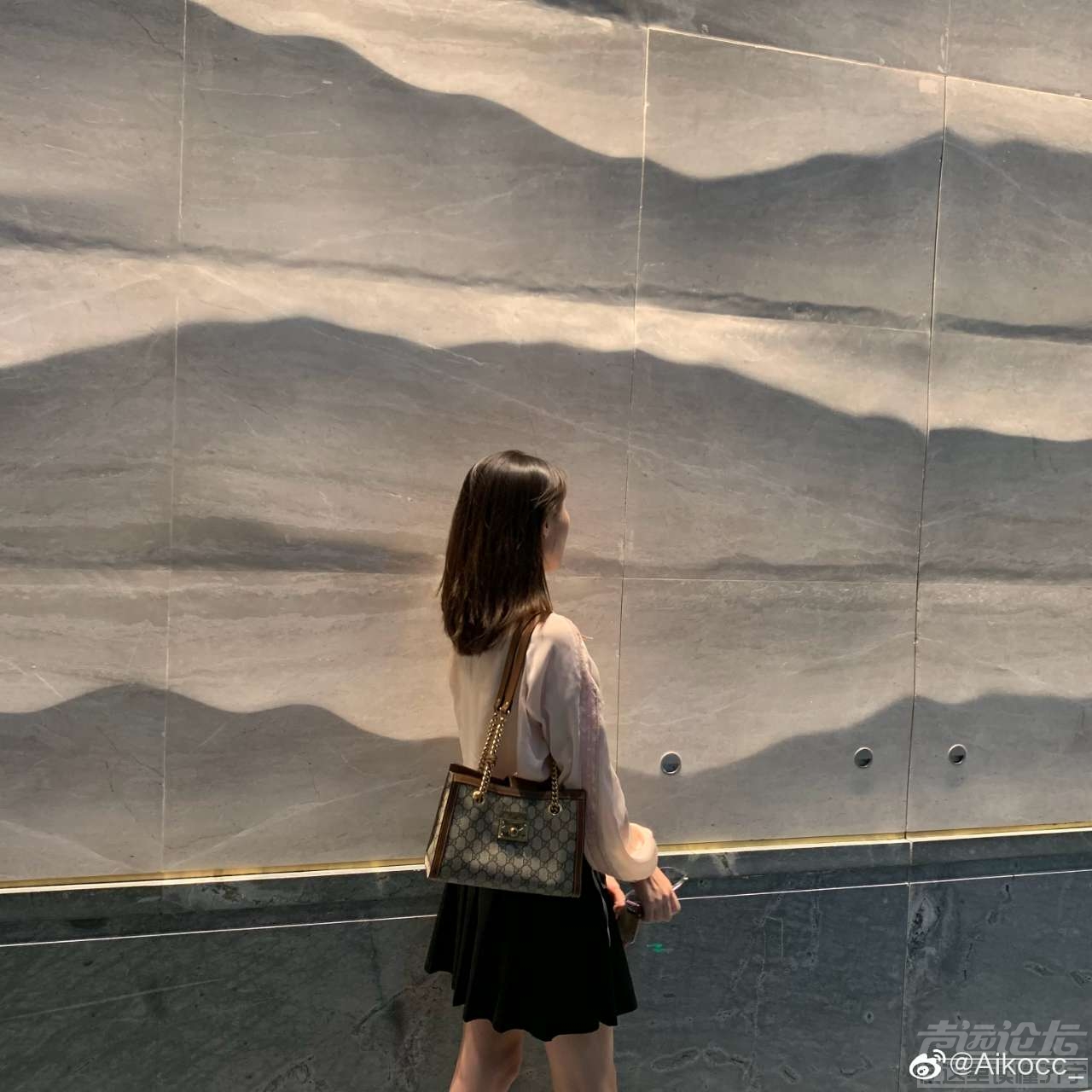 #济宁妹子真好看# 侧脸看上去有点美-1.jpg