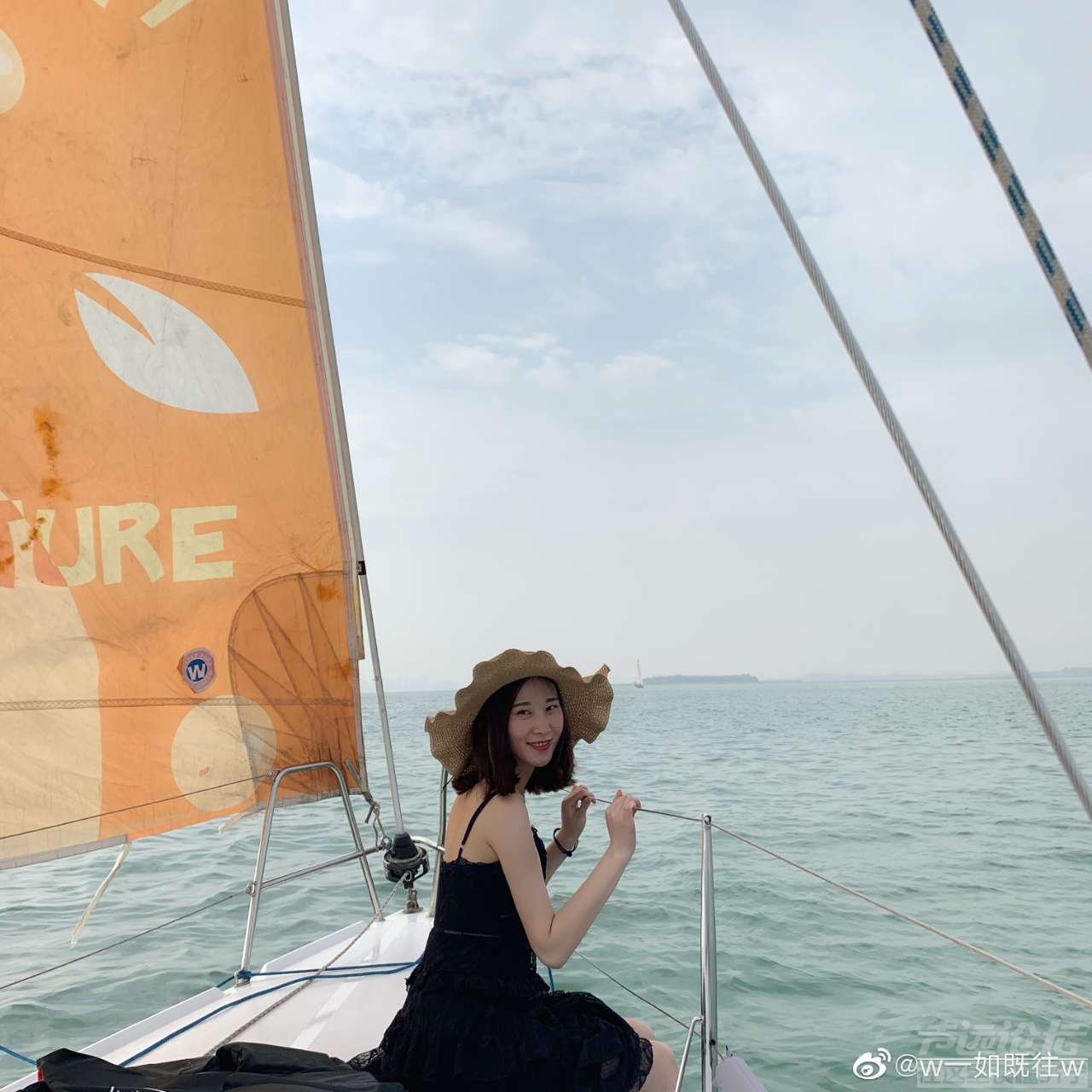 #济宁妹子真好看# 身材超棒瑜伽美女/爱旅行/图源来W-一如既往W-3.jpg