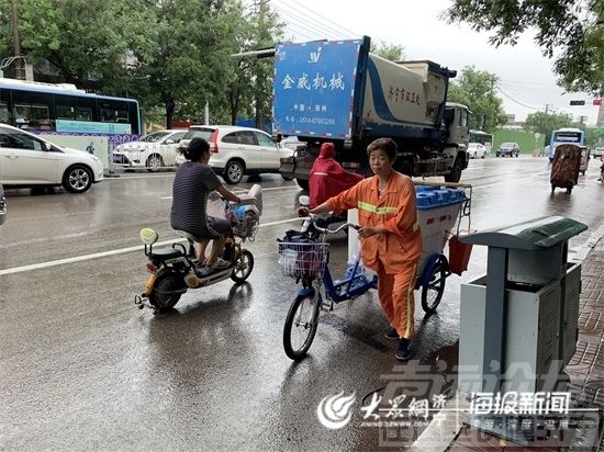 雨中，这些济宁人为生活奔波，为城市忙碌-3.jpeg