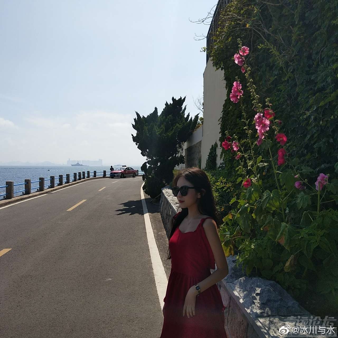 #济宁妹子真好看# 出尘脱俗的妹子/ 图源来自微博@冰川与冰-4.jpg