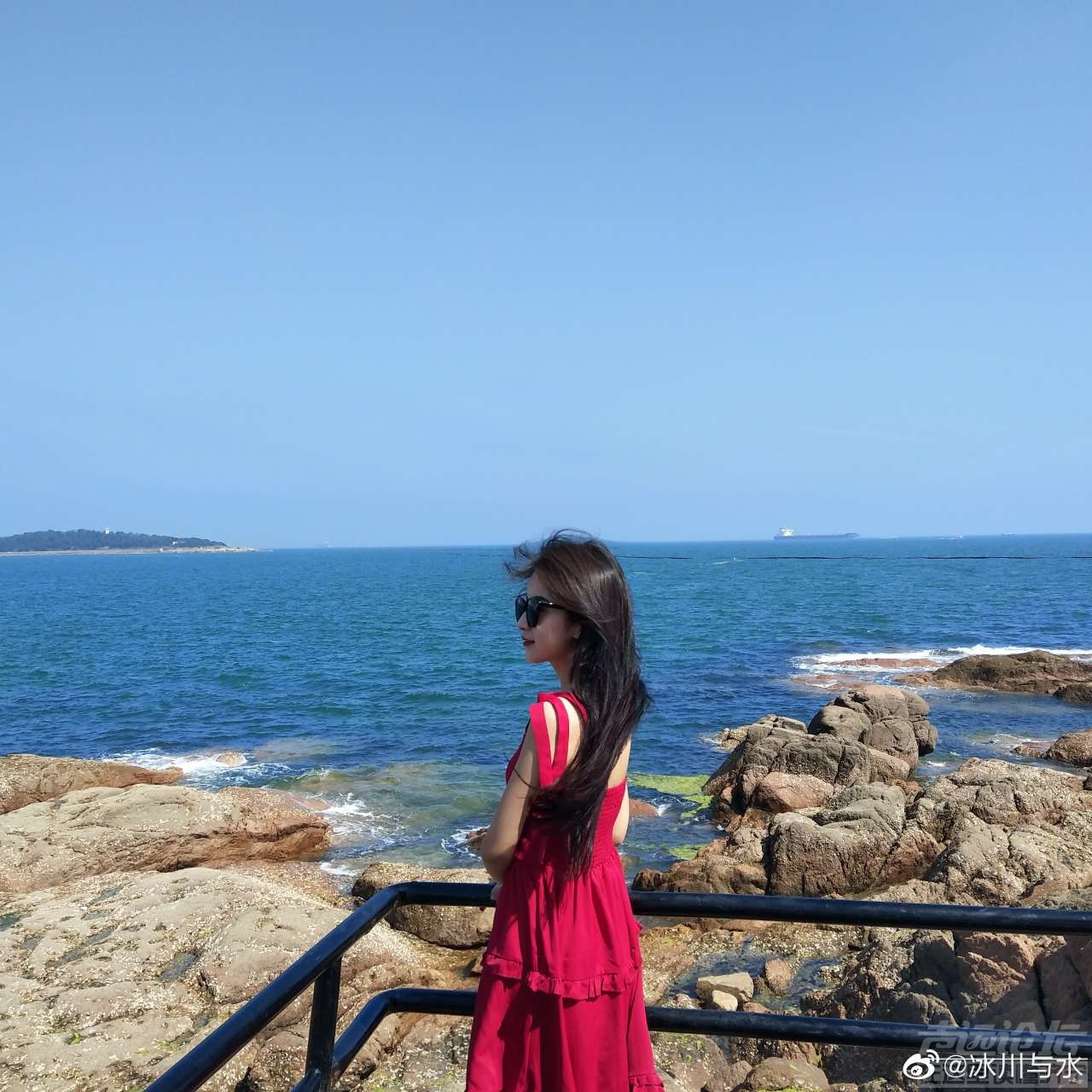 #济宁妹子真好看# 出尘脱俗的妹子/ 图源来自微博@冰川与冰-3.jpg