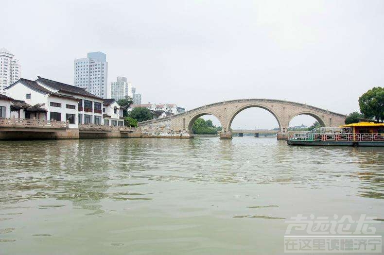 济宁老城区的臭水河都该抽干改造加宽了  不然对不起"江北小苏州"的称号-10.jpg