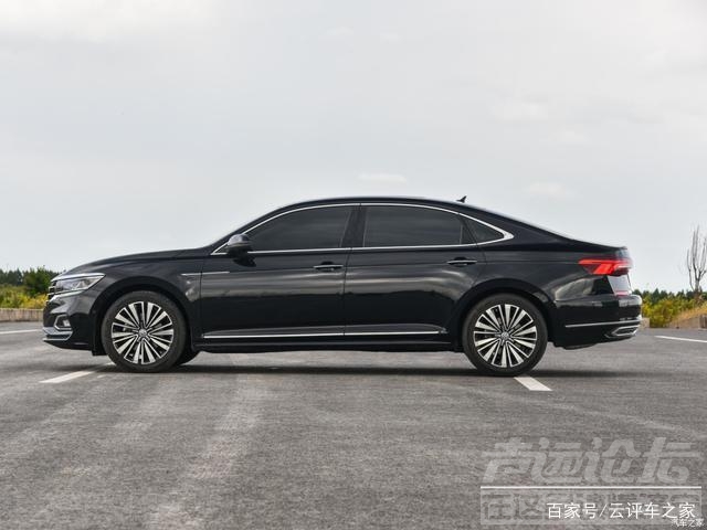 走下神坛 B级车市场格局重塑，雅阁恐将走下神坛，帕萨特接棒-4.jpg