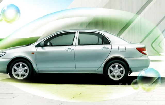 中国汽车市场销量 发展机会已到？汽车市场销量下滑，新能源汽车能否逆势而起？-1.jpg