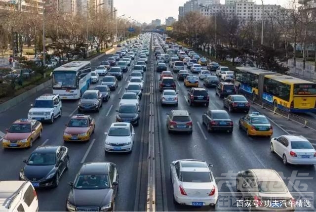 遭遇雪崩 遭遇18年最大跌幅，印度车市的雪崩，会让中国车市害怕吗？-9.jpg