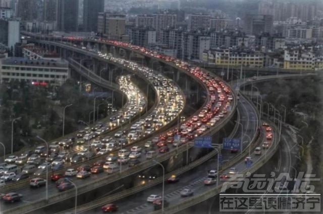 买车越来越少 买车的人越来越少，车市将迎来寒冬？这三个问题没解决不敢买-4.jpg