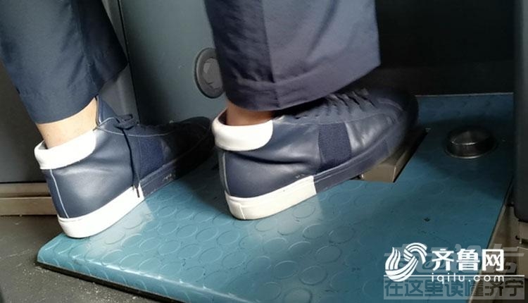 上线测试两个月，鲁南高铁司机踩了36万次警惕踏板-2.jpeg