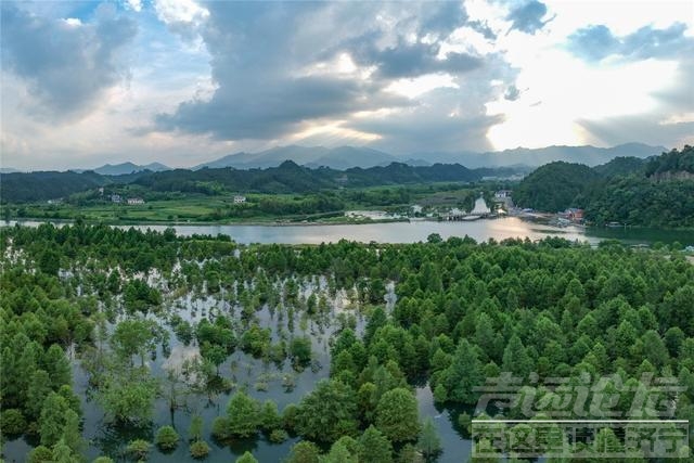 蓬莱仙境旅游景点 一条隐于仙境中的自驾游天堂，“皖南川藏线”景色绝美，却鲜为人知-2.jpg