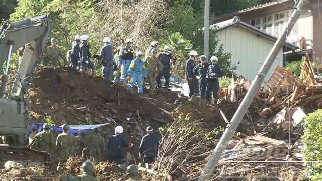 日本19号特大台风已造成73人死亡 20号或正在酝酿中，大自然面前，人类显得那么渺小-2.jpg