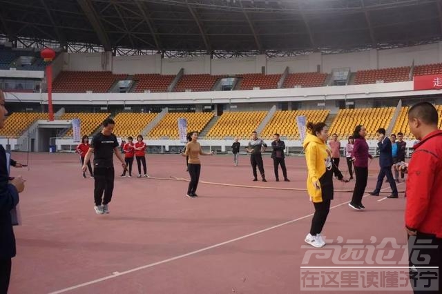 济宁市市直机关第八届运动会在济宁体育中心开幕-5.jpg