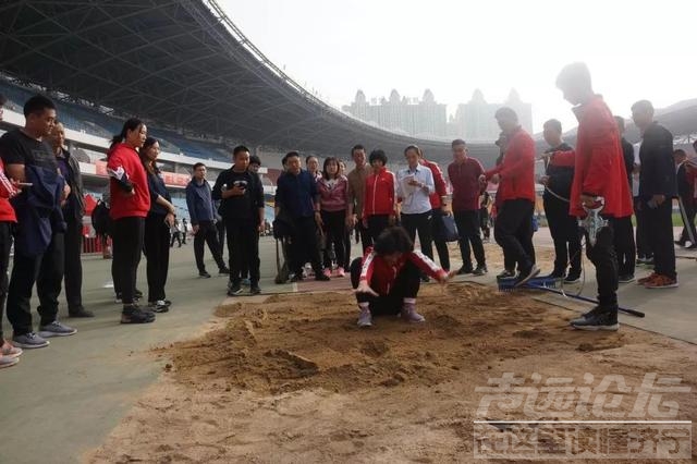 济宁市市直机关第八届运动会在济宁体育中心开幕-7.jpg