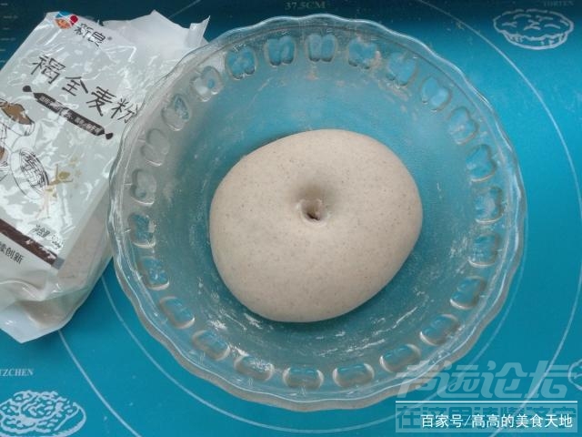 面粉换个花样做，层次分明，松软可口，比普通馒头好吃，一学就会-4.jpg