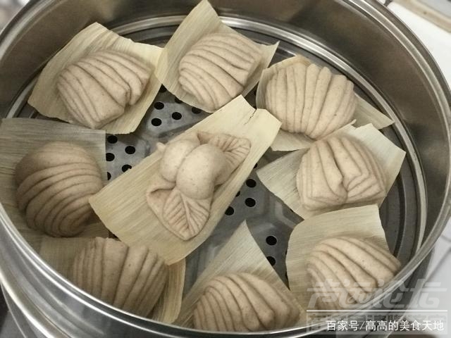 面粉换个花样做，层次分明，松软可口，比普通馒头好吃，一学就会-12.jpg