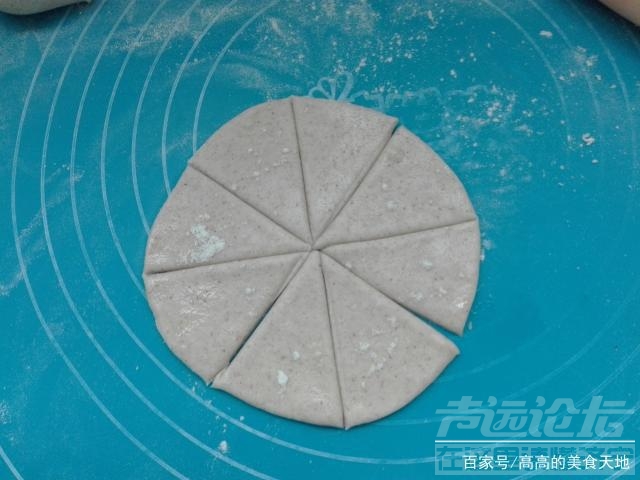 面粉换个花样做，层次分明，松软可口，比普通馒头好吃，一学就会-6.jpg