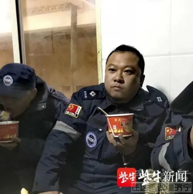 哀悼！一路走好，蓝天救援队机动队许鹏队长！（相信你只是去打怪兽了，不知归期...）-1.jpg