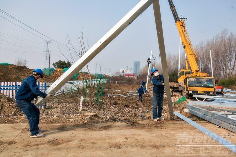 济宁市内环高架建设220千伏线路迁改工程复工-3.jpg