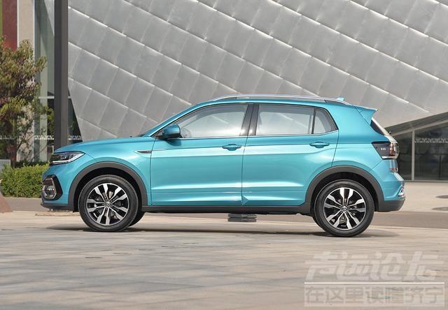 年轻人预算10-15万入手SUV，这两款值得一较高下-6.jpg