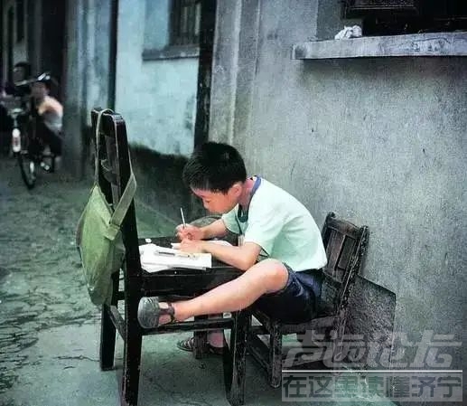 济宁人你还记得吗？30年前没空调，我们是这样过夏天的-10.jpg