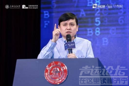 张文宏在交大再发声：疫情第二波是必然的，至少做一年的打算，毒力不强反致命-2.jpg
