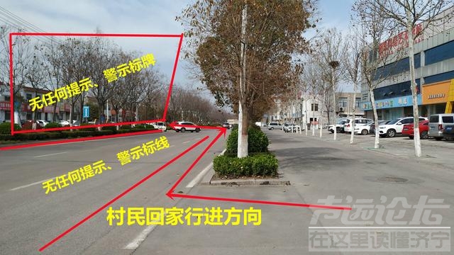 济宁小区路口被绿化带封死，村民出入只能走机动车道-3.jpg