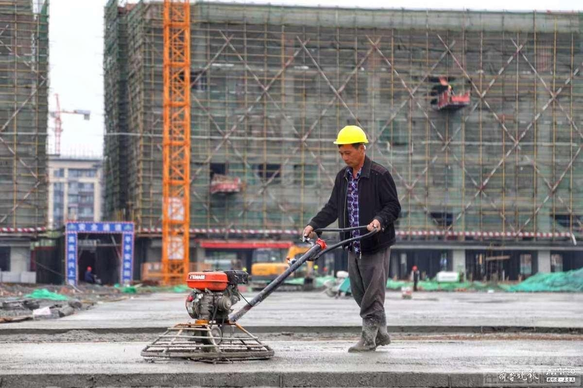 济宁天立学校项目一期主体施工收尾-2.jpeg