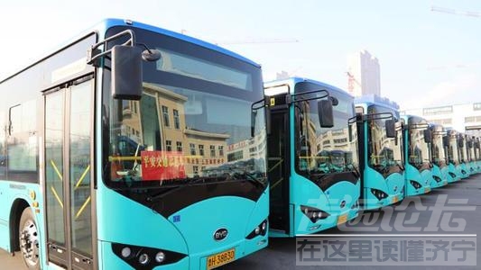 网友投诉济宁52路公交车拒载乘客 驾驶员被罚-1.jpg